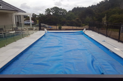 .600 x .300 Coping & .600 x.600 Natural Concrete Paving